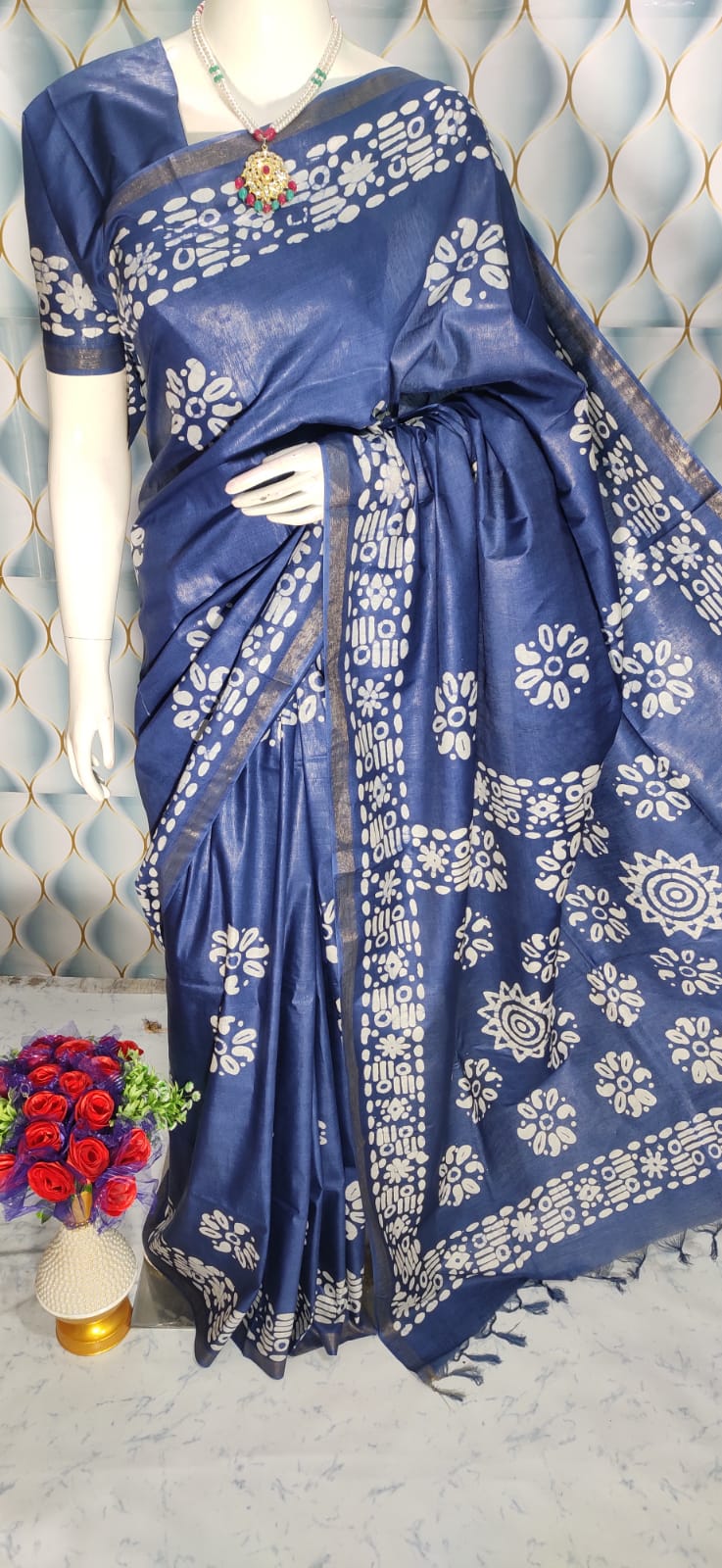 Batik Print Bhagalpuri Weaved Tussar finish saree