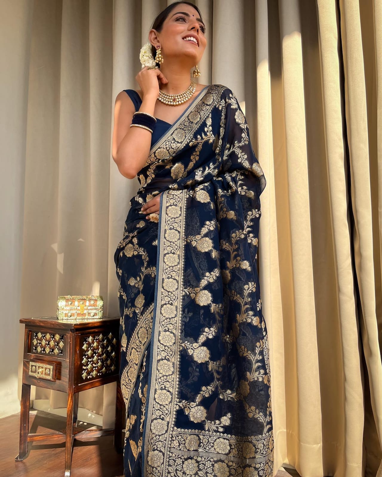 Semi Gregory Banarsi Design saree & blouse piece