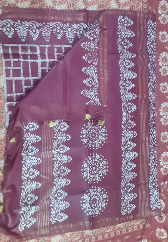 Soft silk fabric print saree