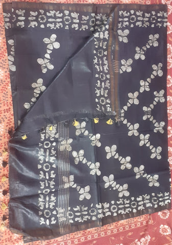 Soft silk fabric print saree