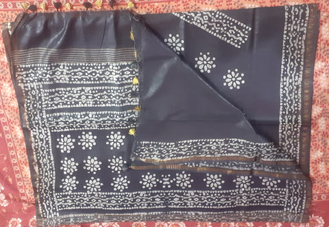 Soft silk fabric print saree