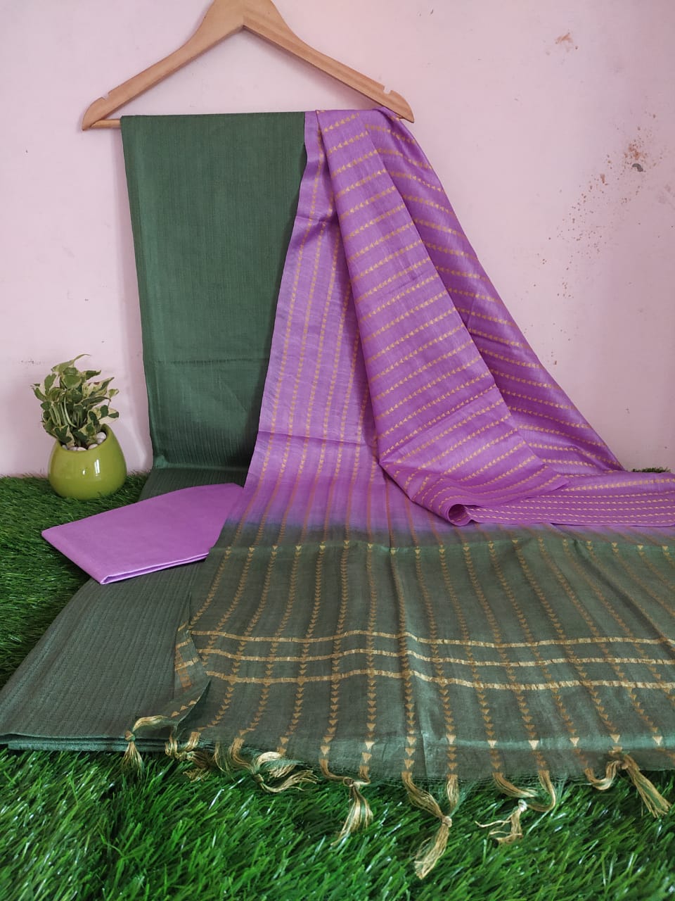 Katan stable silk suit SILK ZONE