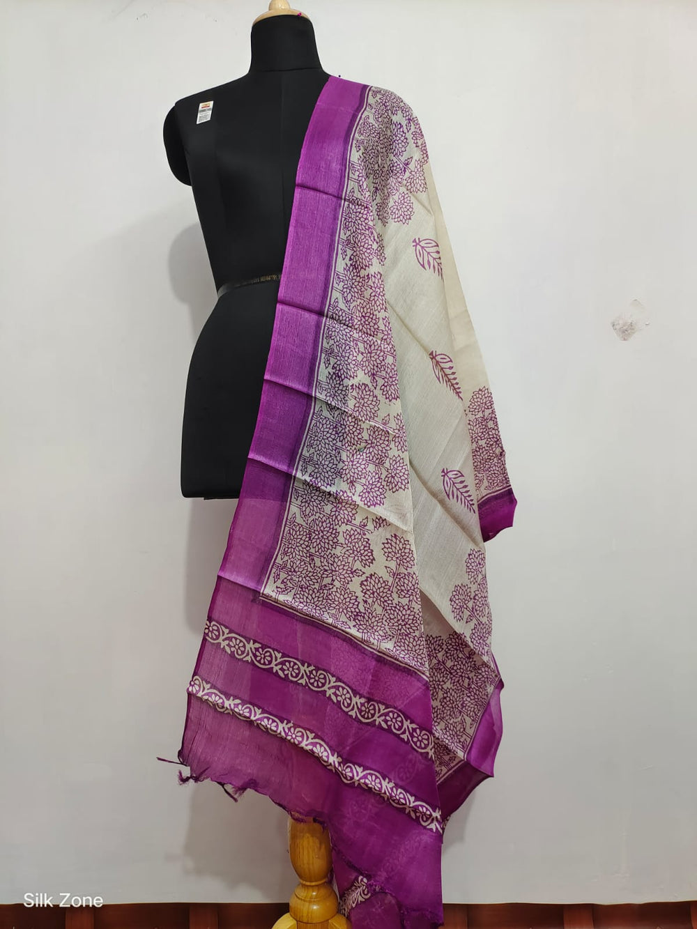 Tussar silk hand block print dupatta SILK ZONE