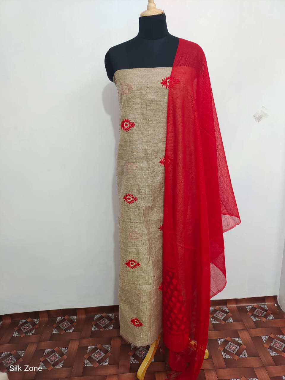 Handloom embroidery suit SILK ZONE