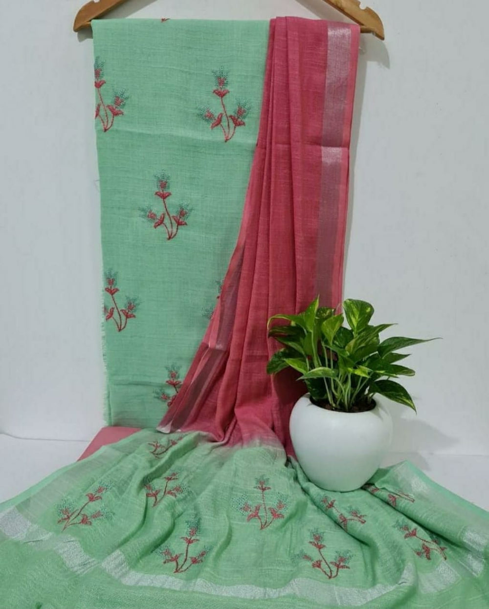 Cotton linen embroidery suit SILK ZONE