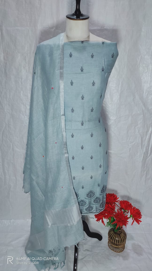 Linen embroidery suit SILK ZONE