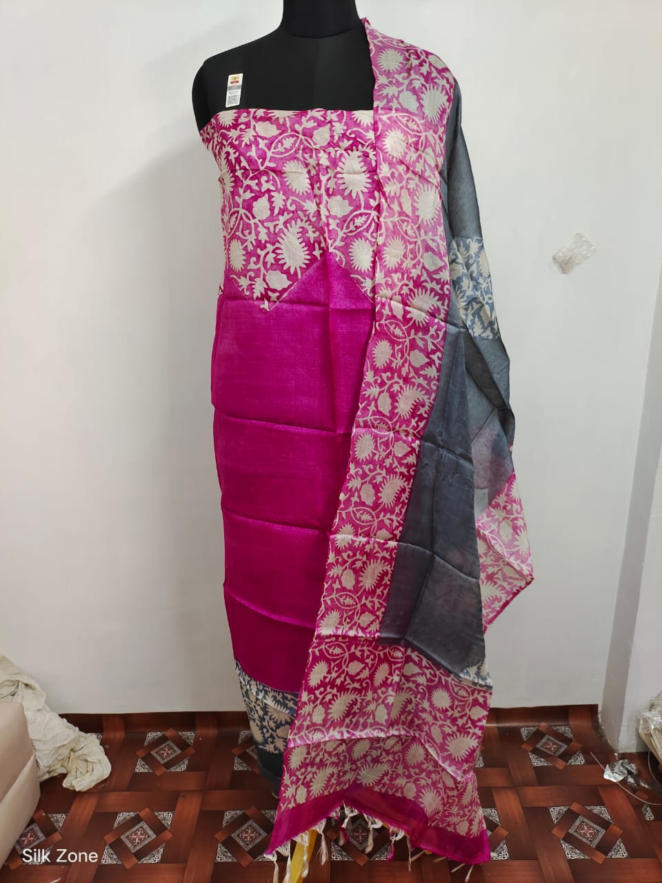 Tussar Silk print Suit