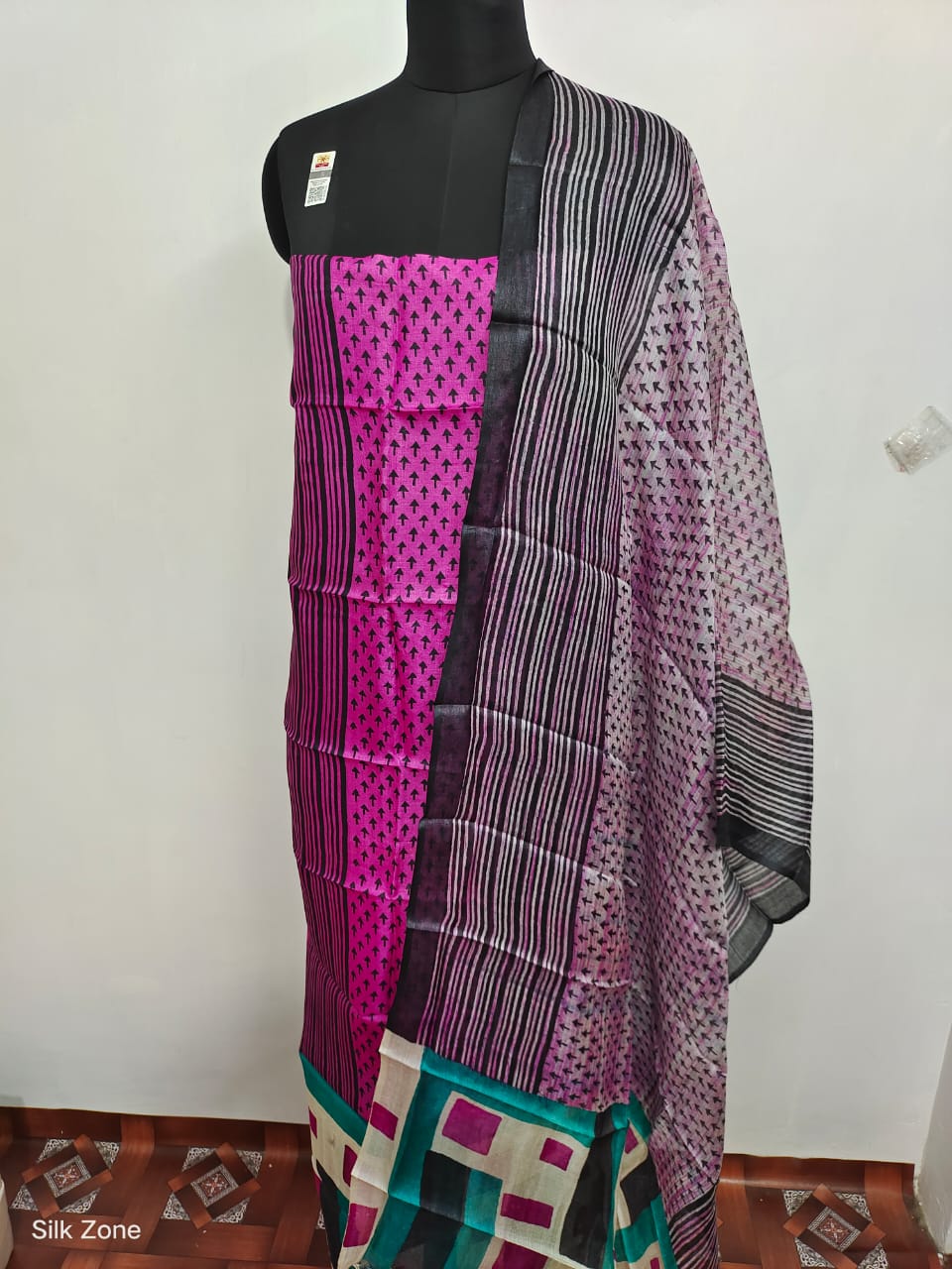 Tussar Silk print Suit