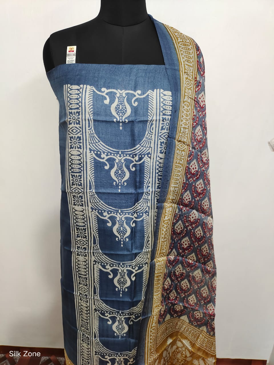 Tussar Silk print Suit