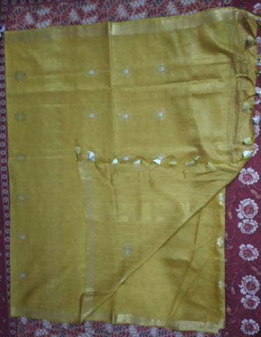 Soft silk flower buta saree