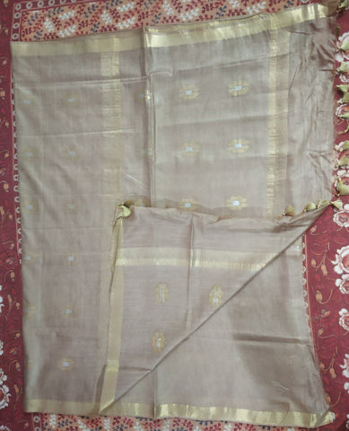 Soft silk flower buta saree