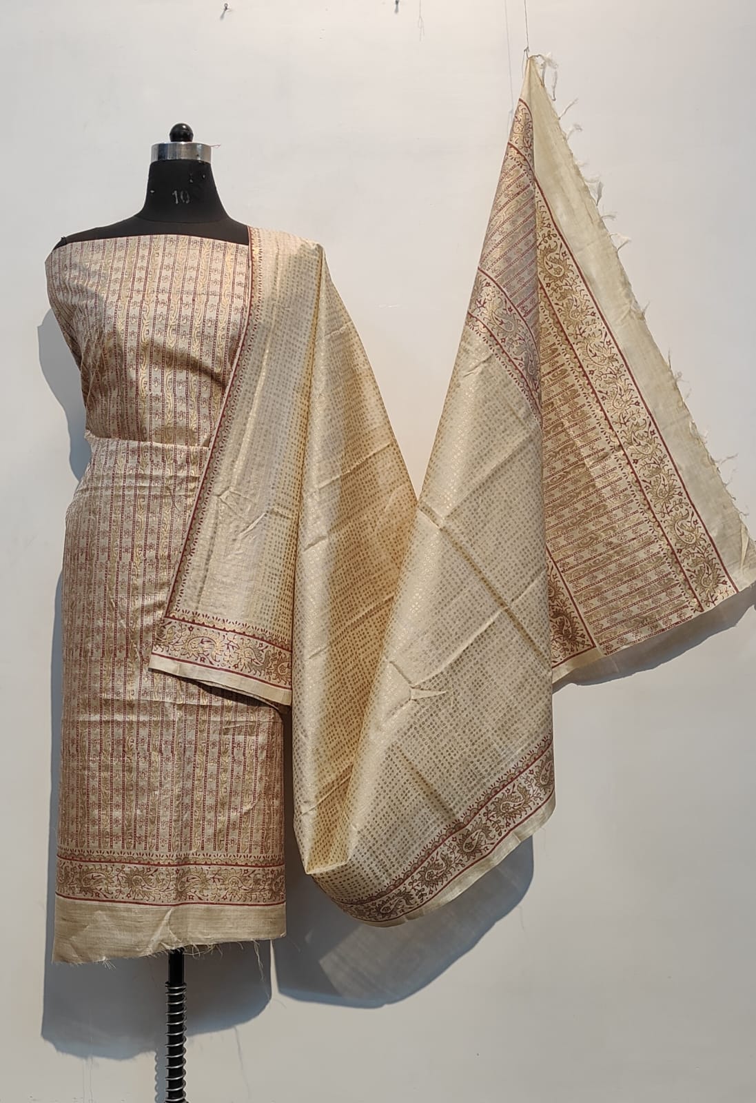 Pure tussar khadi print suit