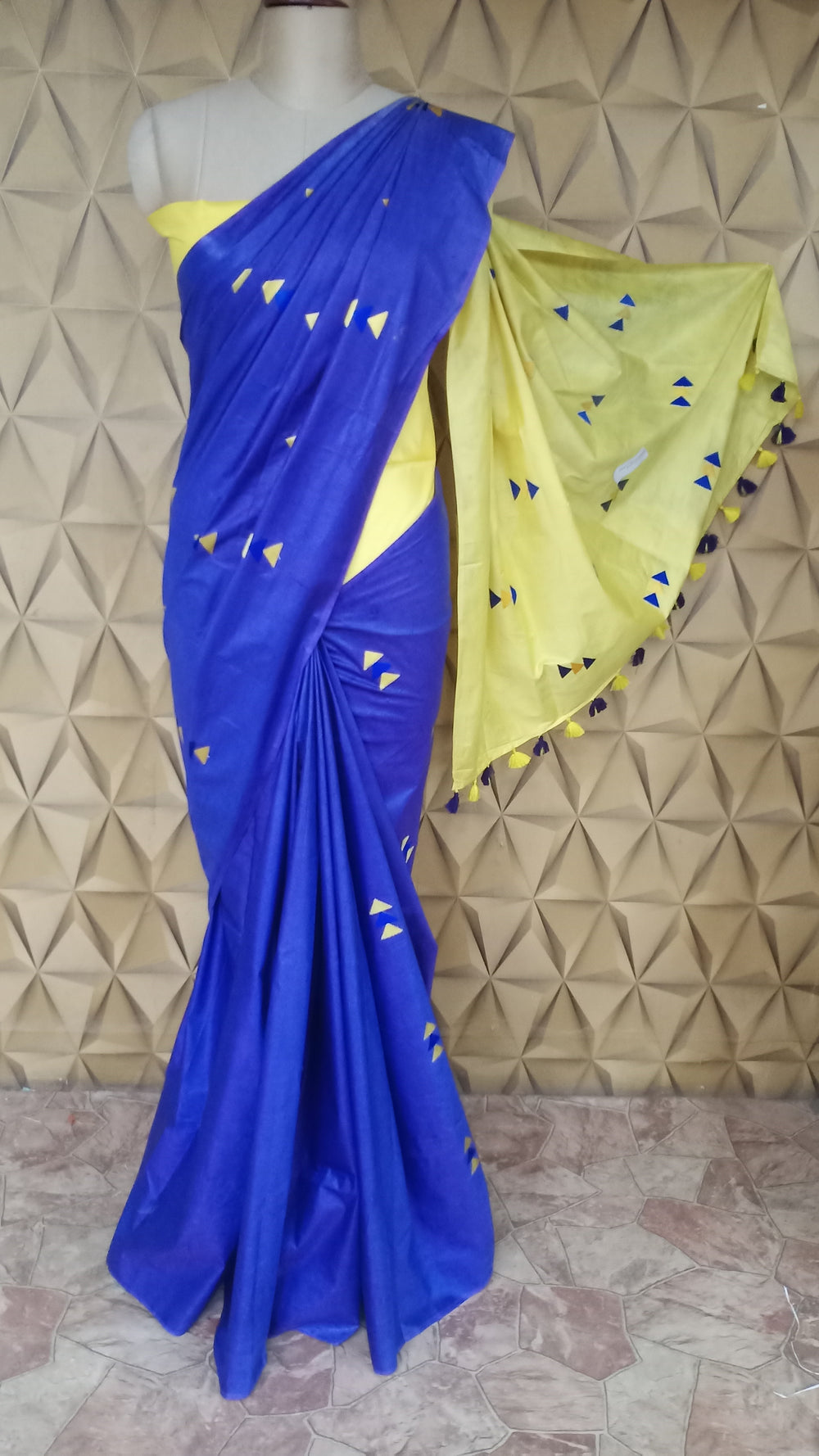 Soft silk embroidery sarre SILK ZONE